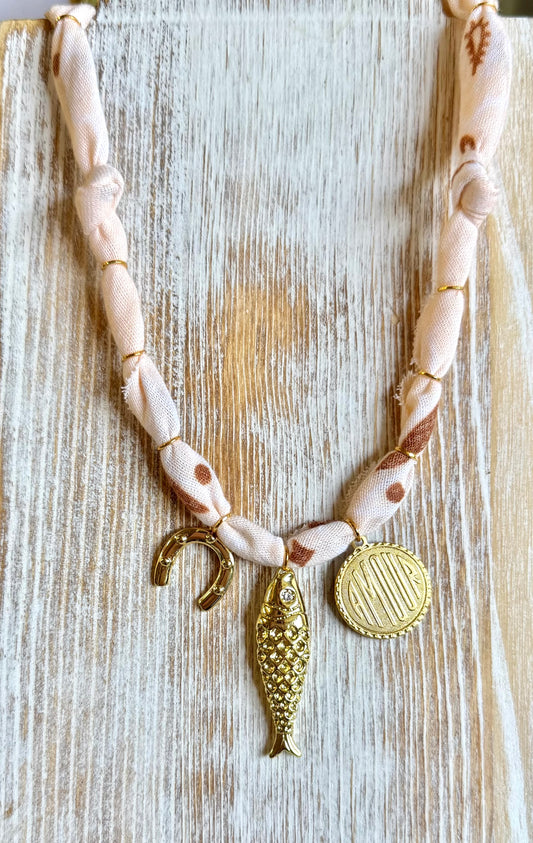 Lucky Amour | Salmon