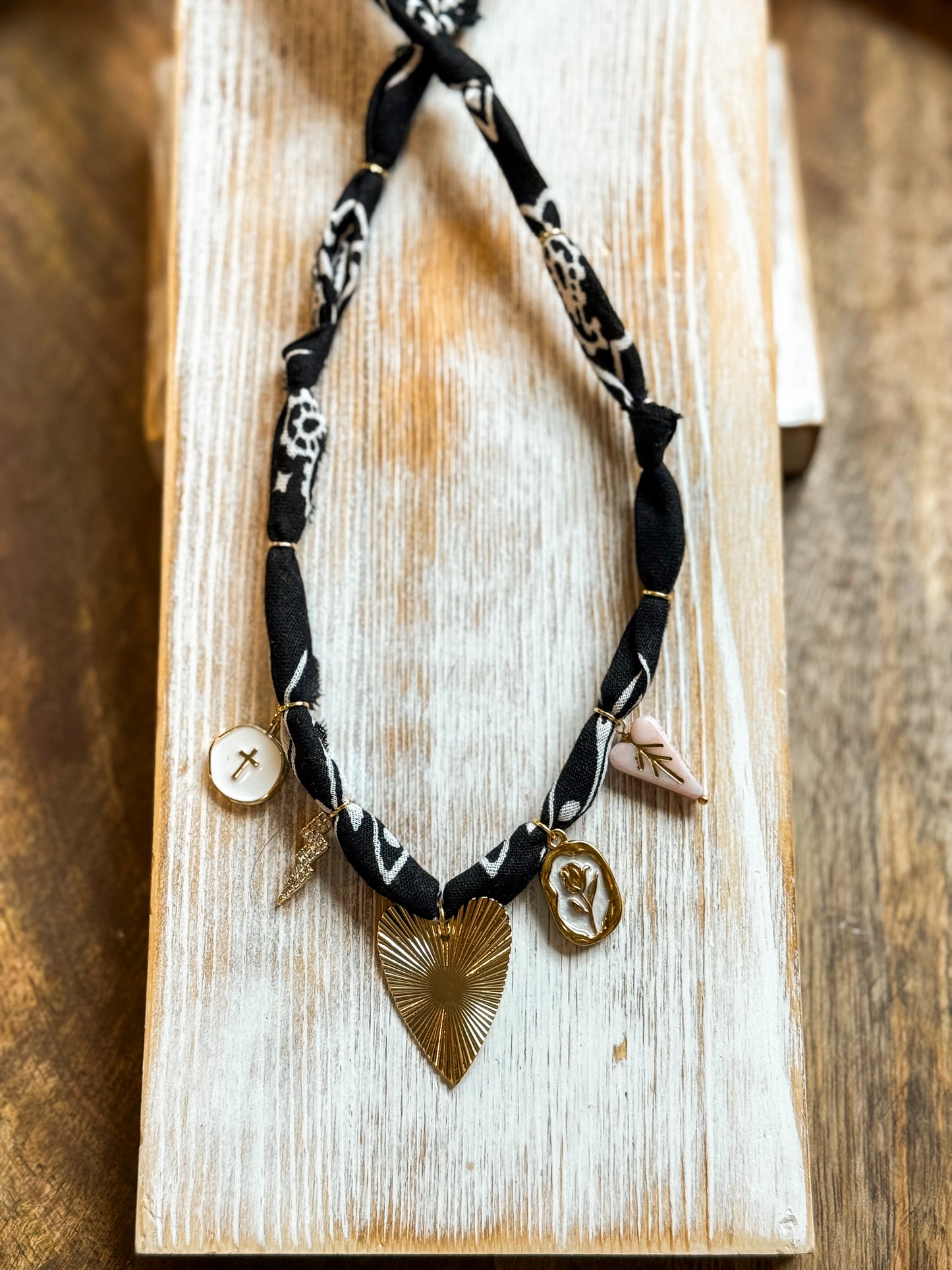 Vintage + Black